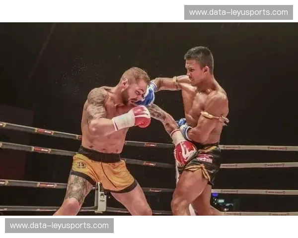 诸神之战:当“黑王子”播求遇见中国“孔”夫子,这不仅是一场格斗,更是意志的图腾